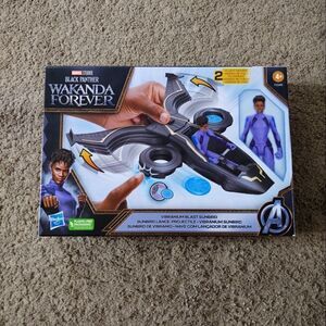Marvel Studios Black Panther Wakanda Forever Vibranium Blast Sunbird w/ 6" Shuri